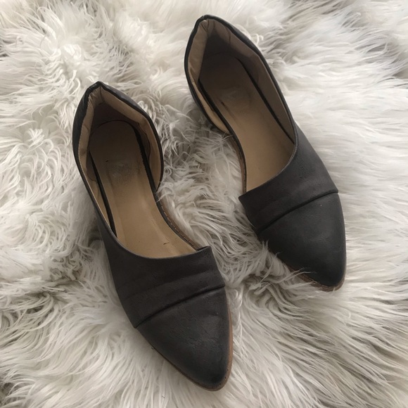 Side Cut Out Flats Size 8.5 - Picture 1 of 8